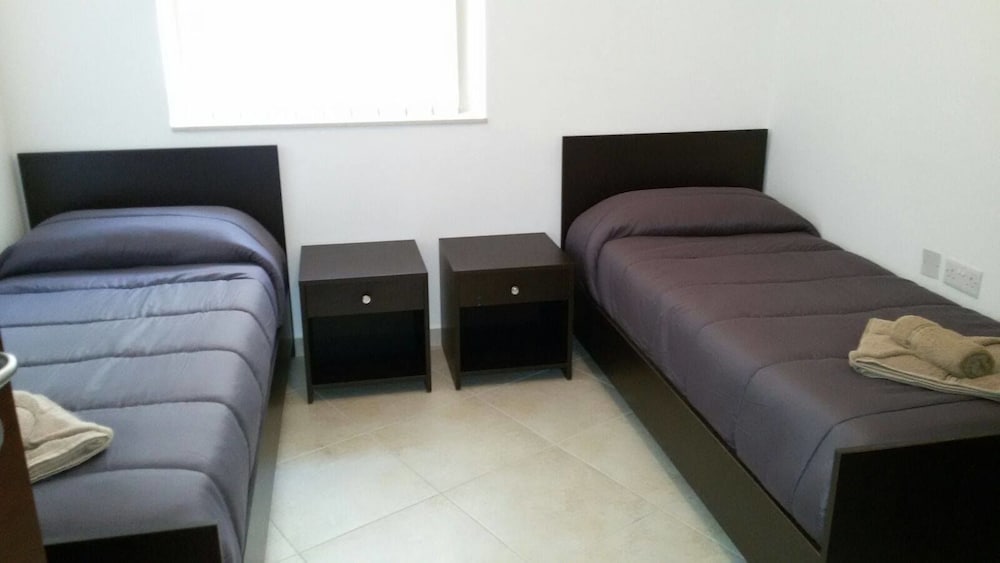 Comfort Apartment, 3 Bedrooms photo 2