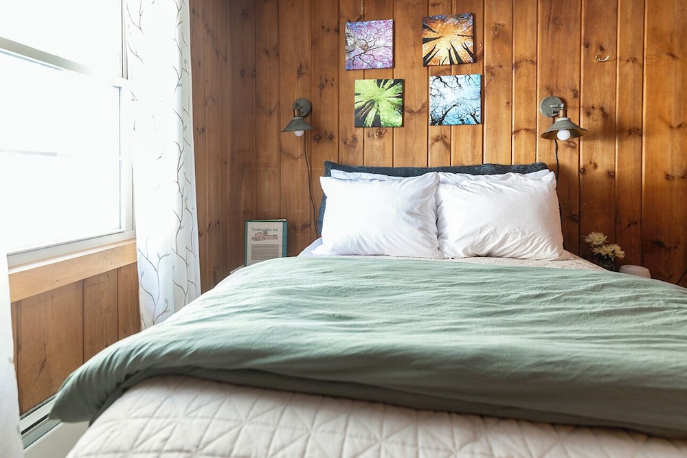 Room 3 - Cedar photo 3