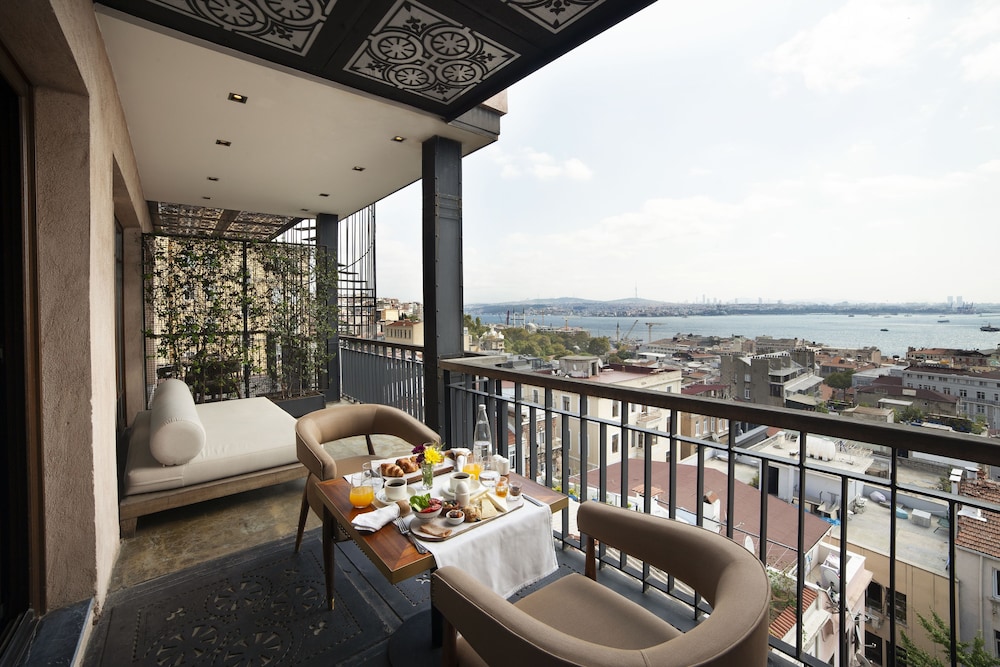 Panoramic Suite, Balcony, Sea View photo 1