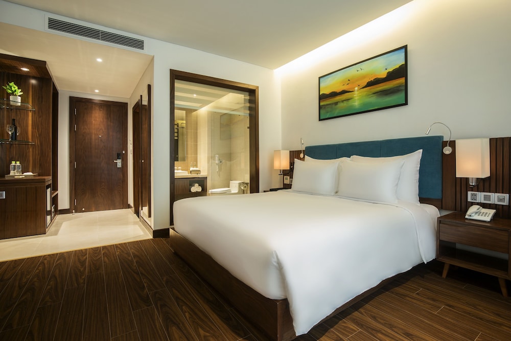 Premier Double Room, Beachfront photo 2