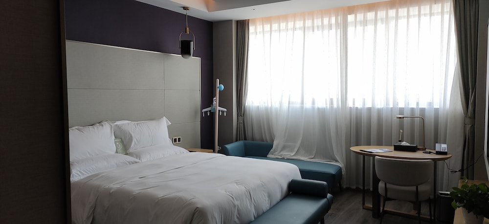 Privilege, Room, 1 King Bed