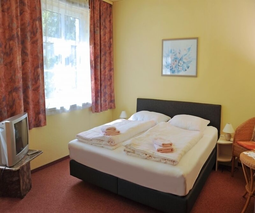 Double Room (1-3) photo 3