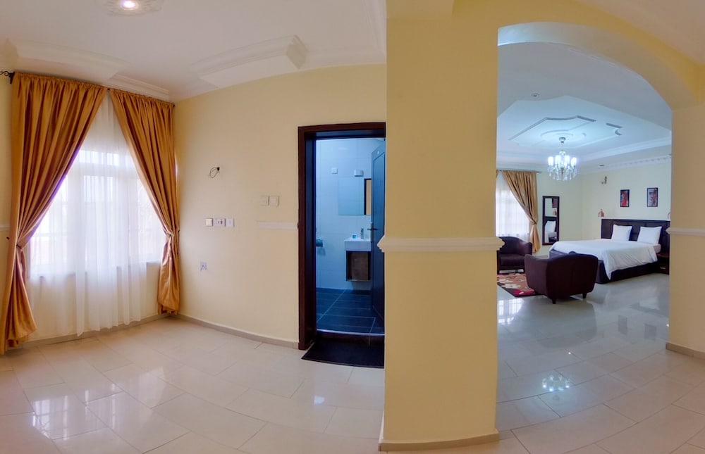 Premium Studio Suite photo 2