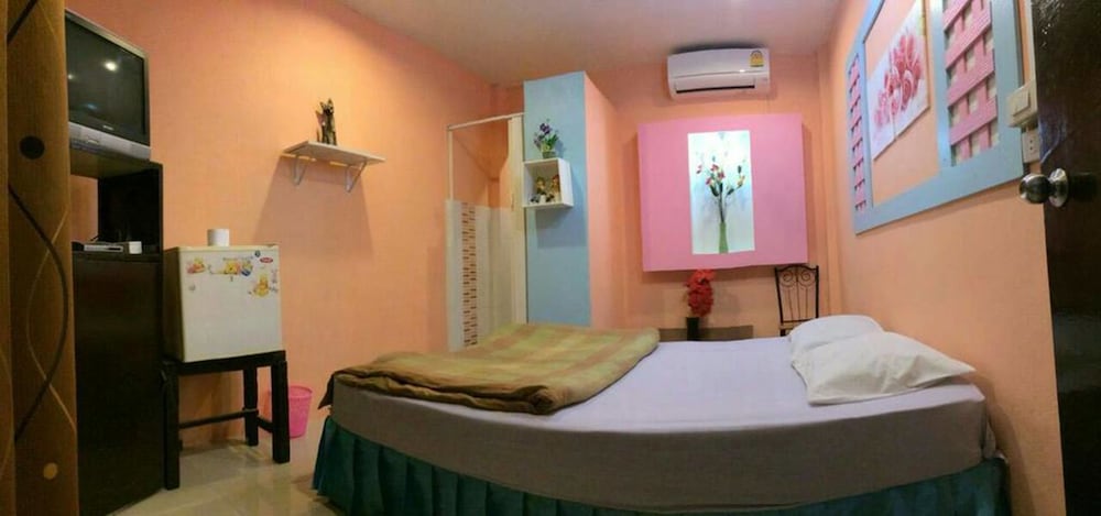 Standard Double Room with Air Condition and Private Bathroom
