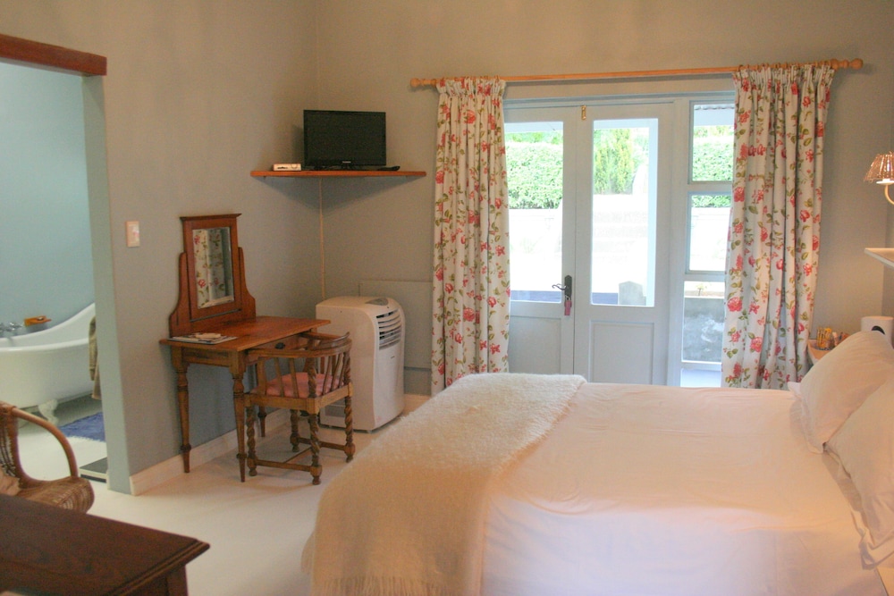 Deluxe Suite, 1 Bedroom (Cherry) photo 2
