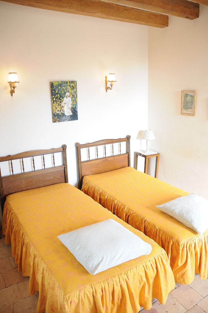 Triple Room (Jaune) photo 1