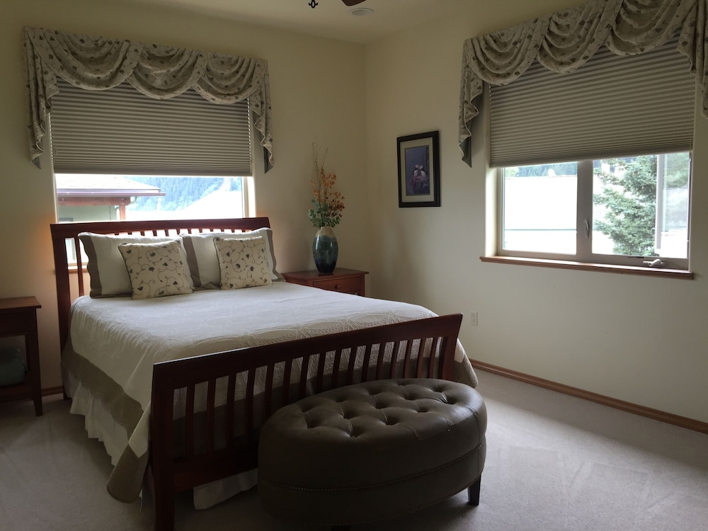Deluxe House, Multiple Beds photo 1