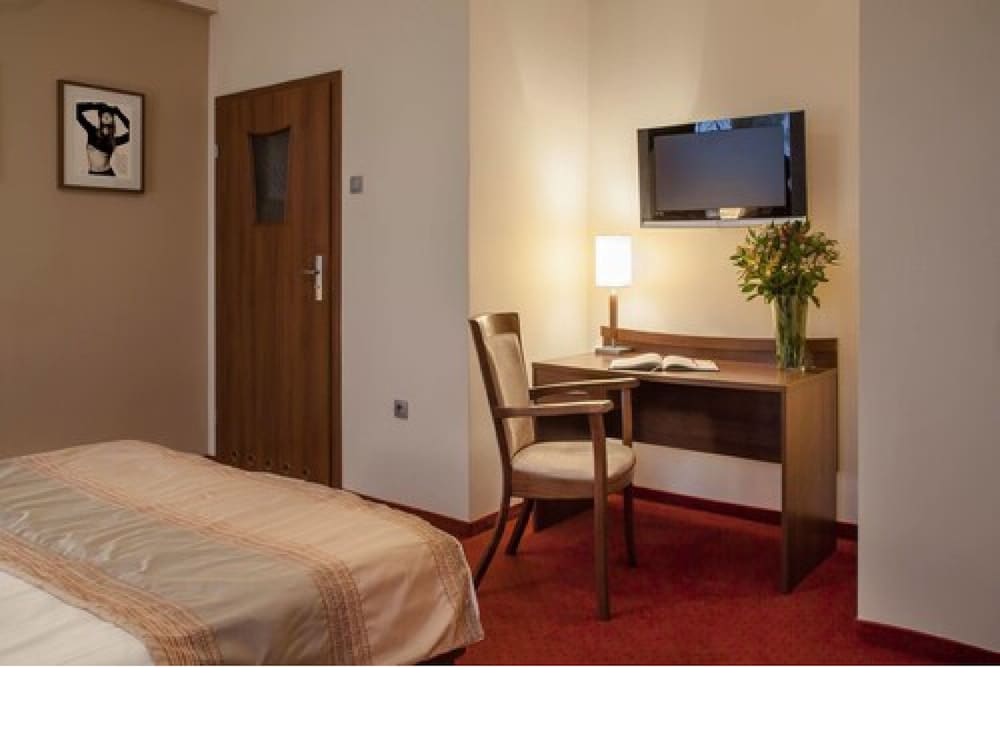 Double Room - Photo 1