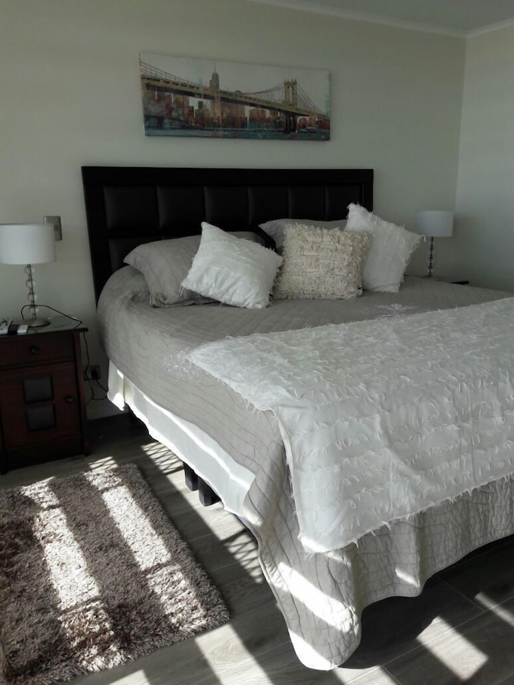 Superior Apartment, 3 Bedrooms, 2 Bathrooms
