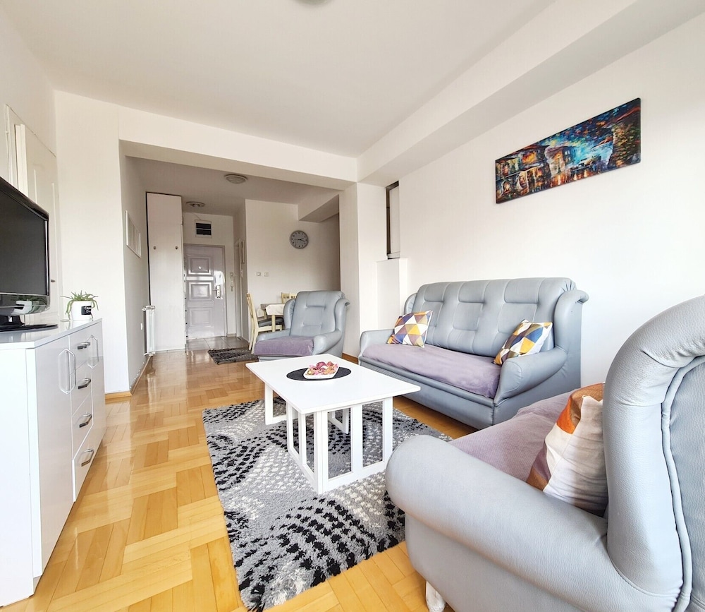 Deluxe Apartment photo 3