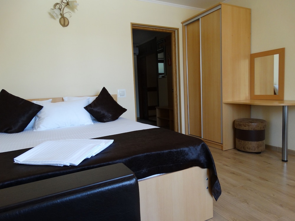 Superior Room, 1 Bedroom (10)
