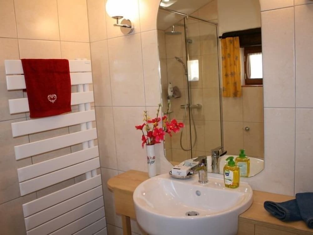 Cottage, Ensuite (Hillside Park) photo 2