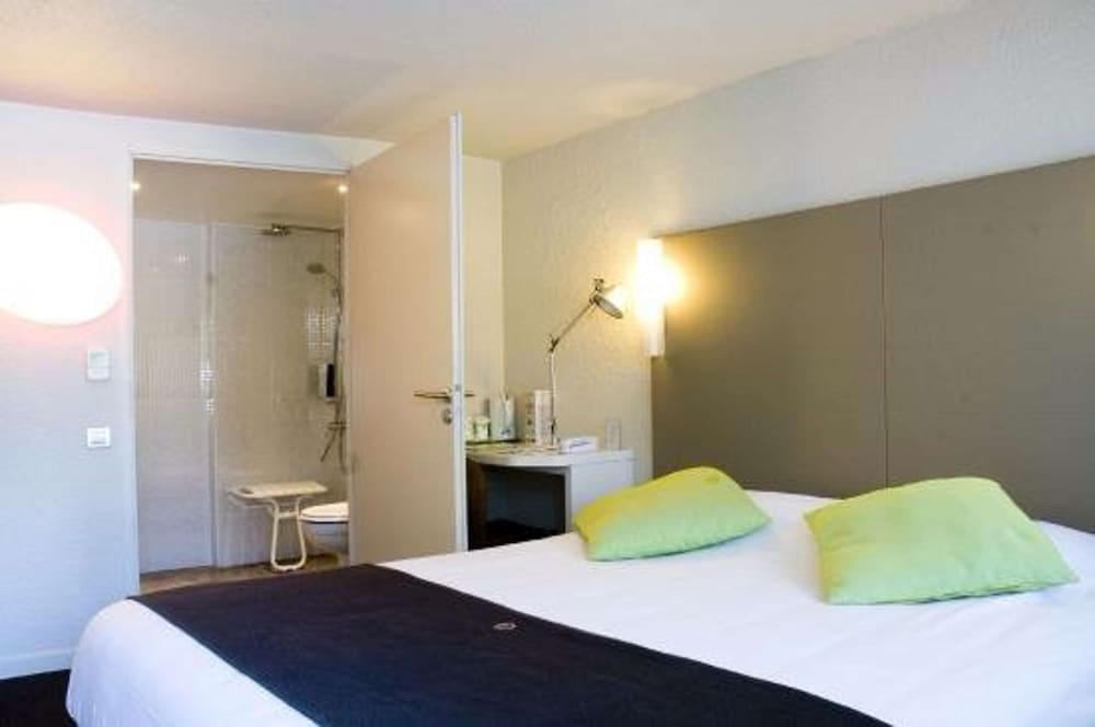 Next Generation, Room, 1 Double Bed