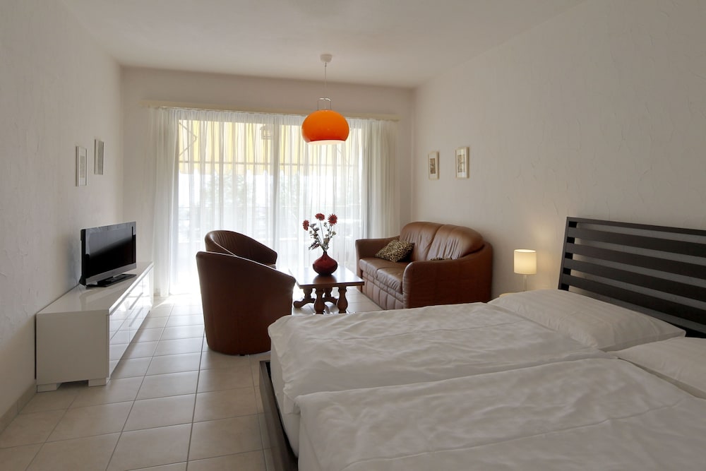 Suite, 1 Bedroom, Kitchenette