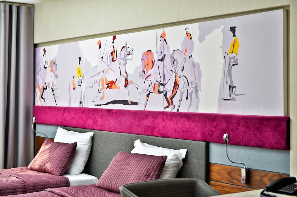 Deluxe Double or Twin Room photo 1