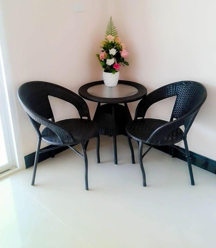 Family Room photo 3