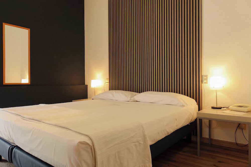 Standard Double Room, Mountainside photo 1