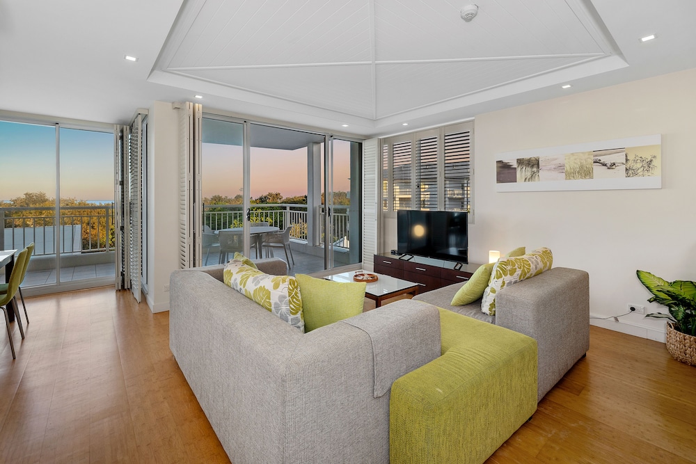 Two Bedroom Club Suite with Ocean View