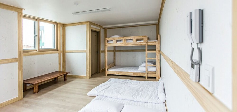 Quadruple Room (1 bunk bed, 1 double futon) photo 3