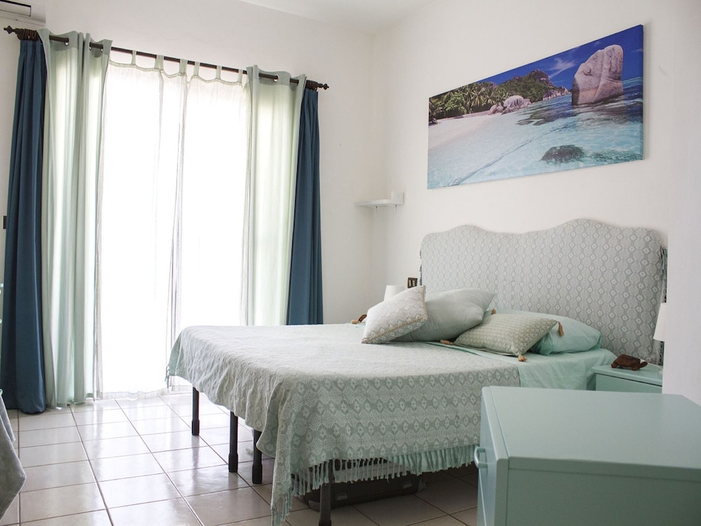 Panoramic Double Room, Partial Ocean View, Oceanfront photo 1