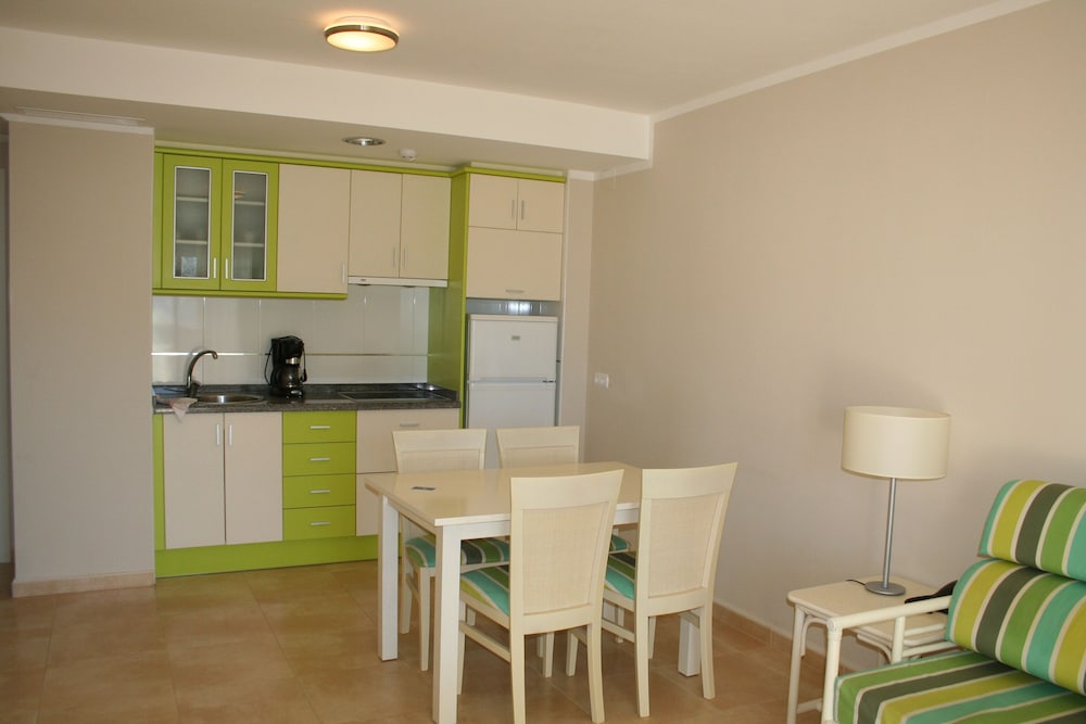Apartamento de una habitación para 2 adultos y 2 niños
