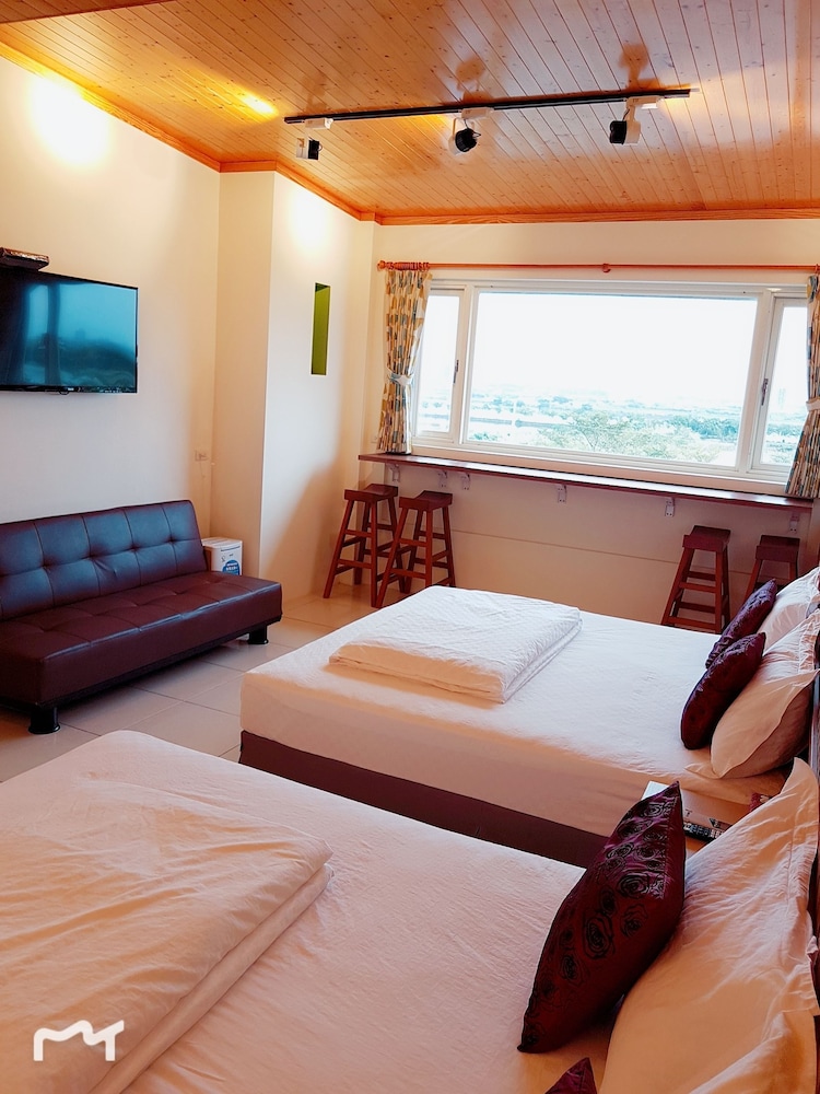 Quadruple Room, Courtyard View photo 2