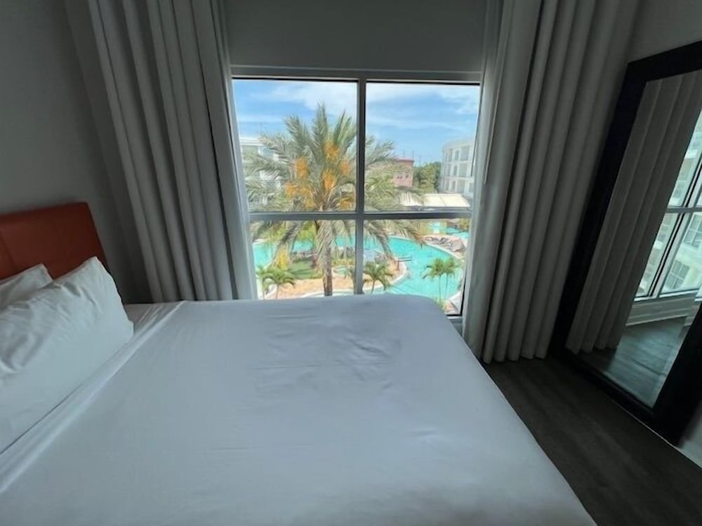 2 Bed Disney Universal Epic, Bild 56