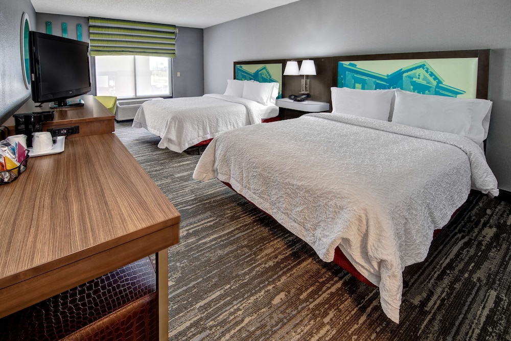 Room, 2 Queen Beds, Accessible, Non Smoking