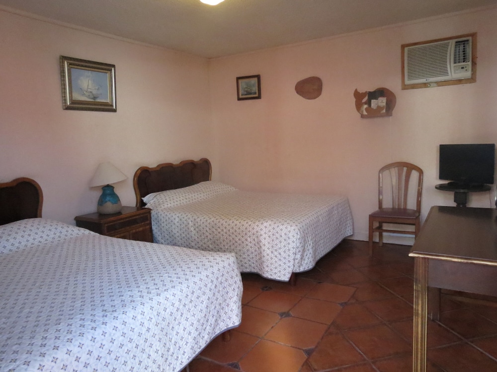 Standard Room - Photo 19