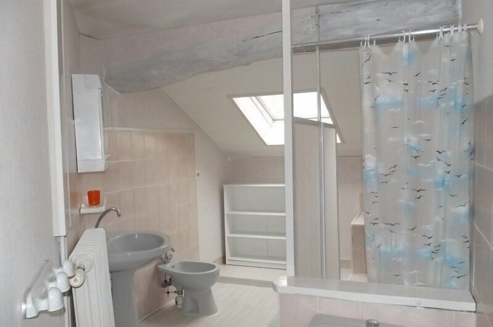 Standard Apartment, 3 Bedrooms photo 2