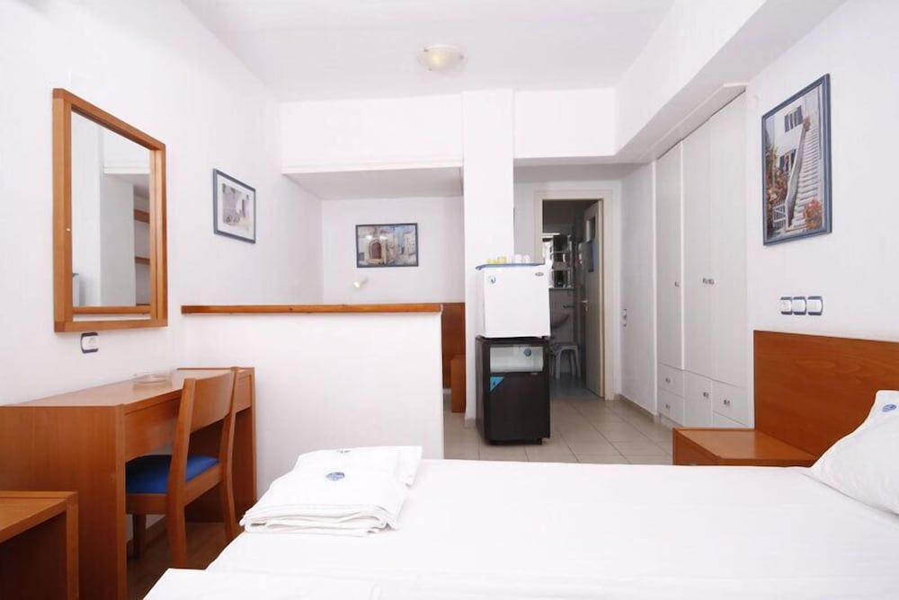 Standard Twin Room, Sea View photo 3