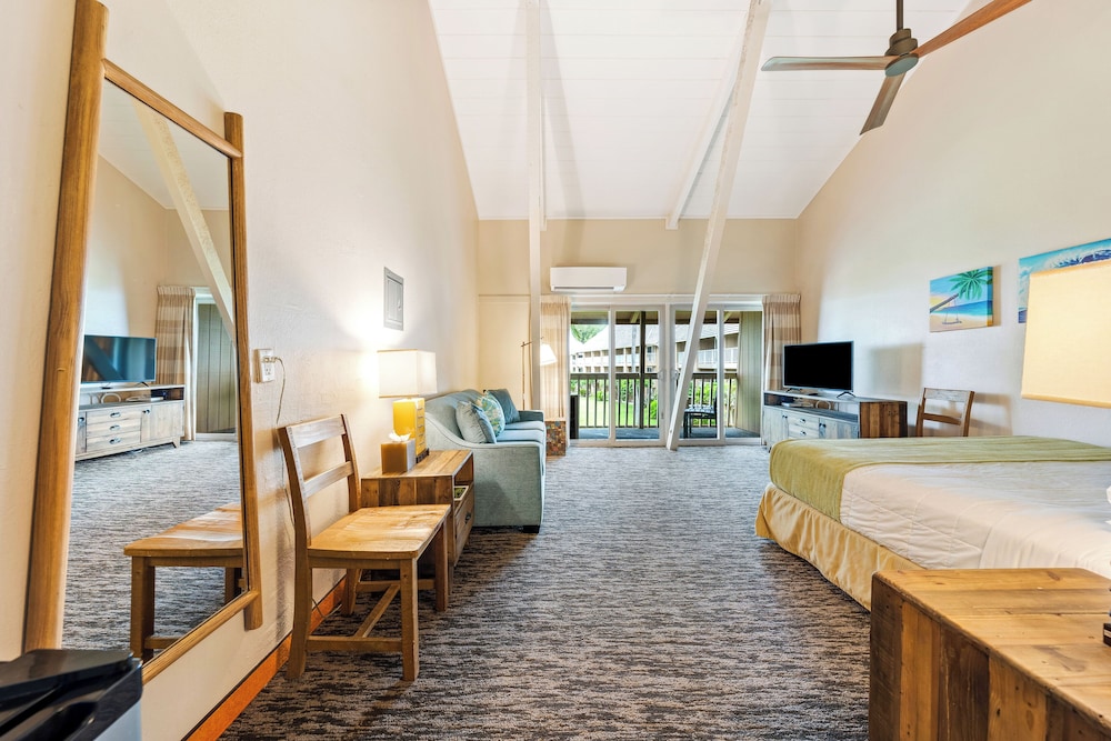 Deluxe Room, Ocean View (2nd Floor - Stair Access Only)