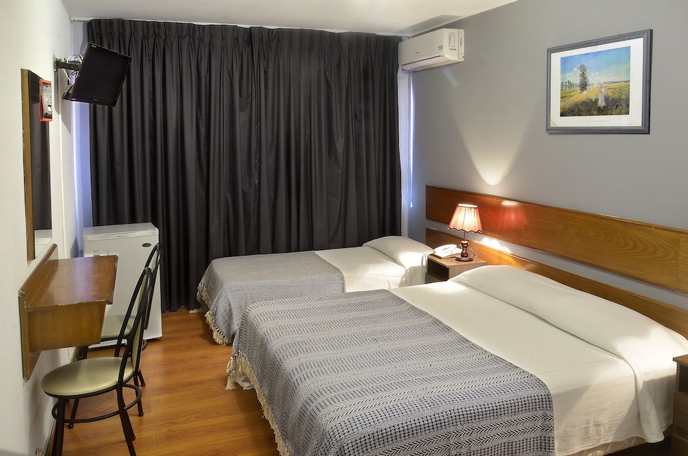 Triple Room - Photo 1