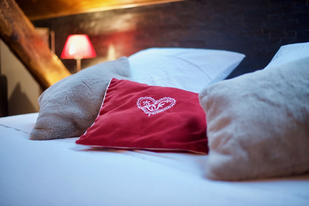 Comfort Suite photo 1