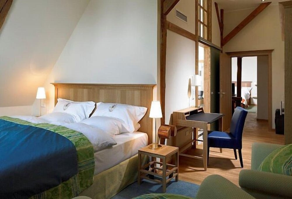 Deluxe Double Room, 1 Queen Bed, Non Smoking photo 3