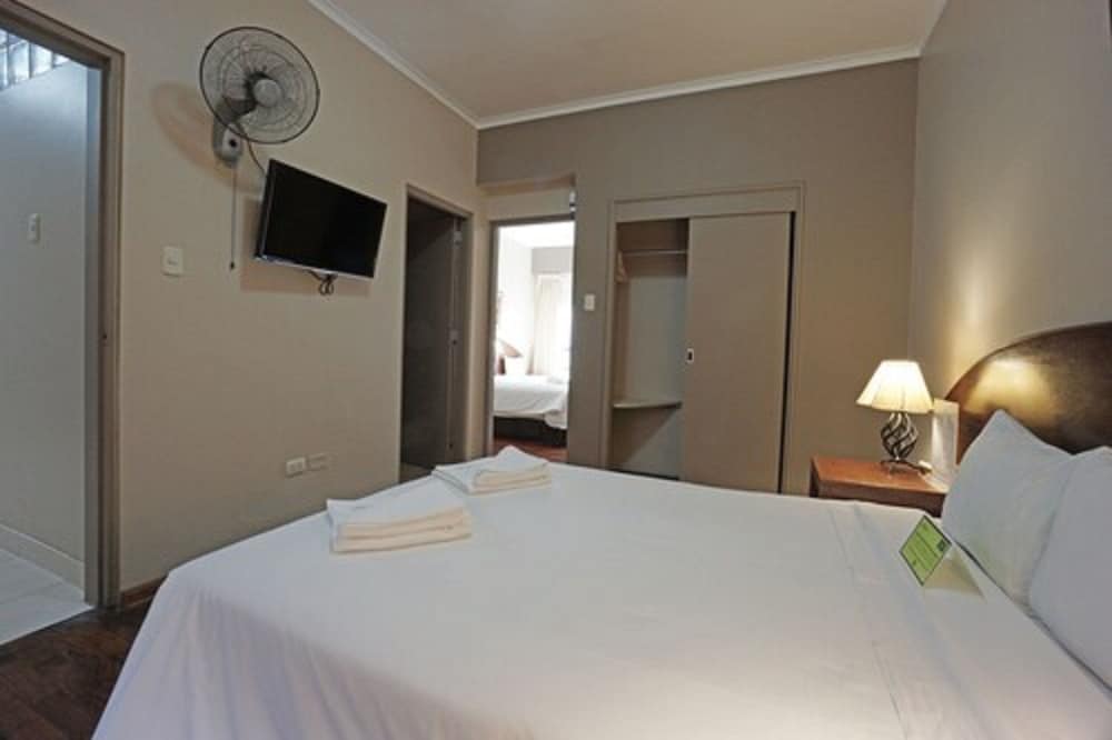 Family Suite, 3 Bedrooms, 2 Bathrooms photo 1
