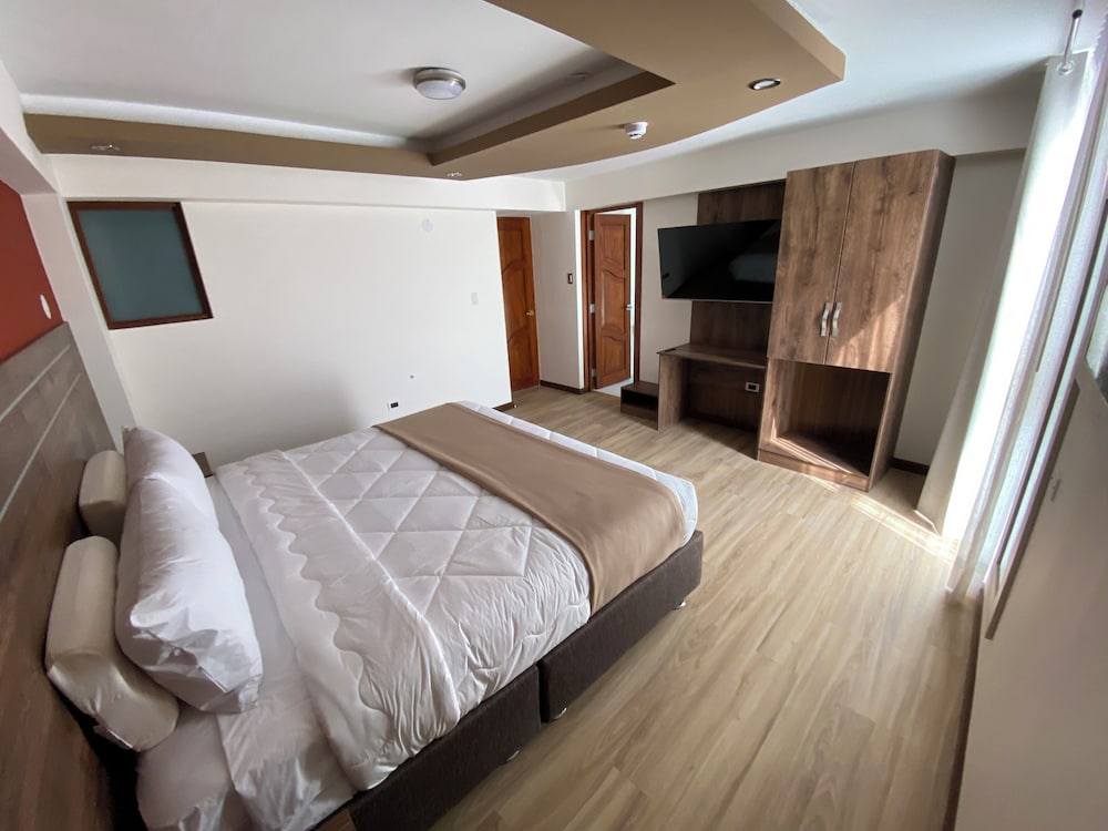 Superior Room, 1 King Bed