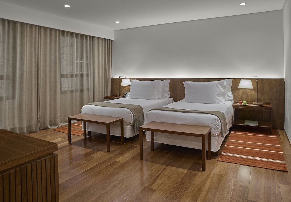 Deluxe Room, 3 Twin Beds