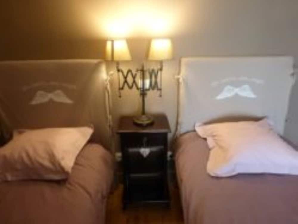 Luxury Twin Room (Chambre Les Têtes Plates) photo 3
