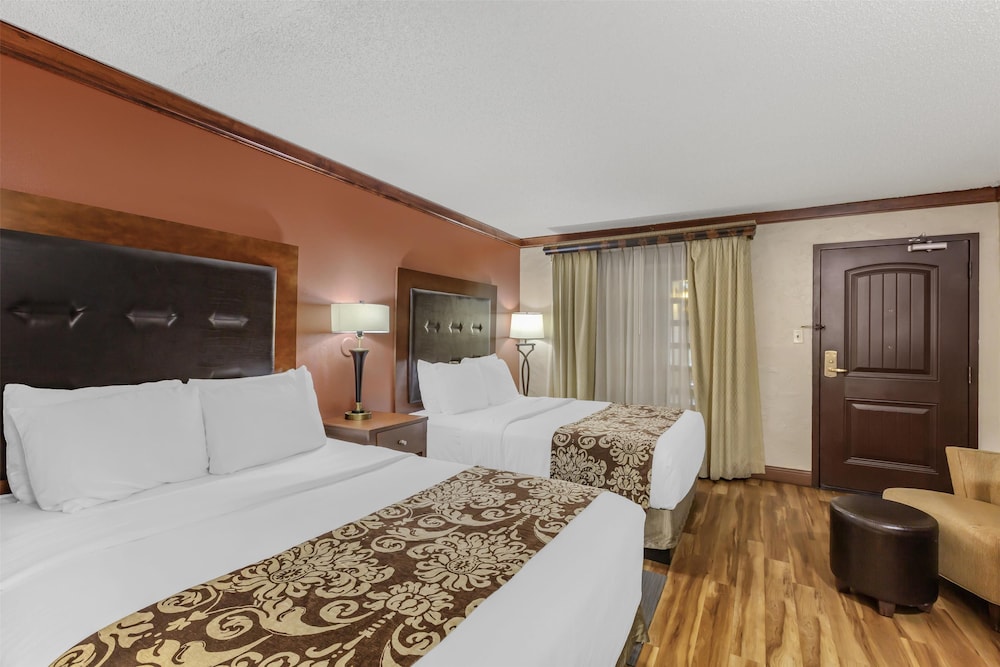 Standard Room, 2 Queen Beds, Accessible, Bathtub photo 1