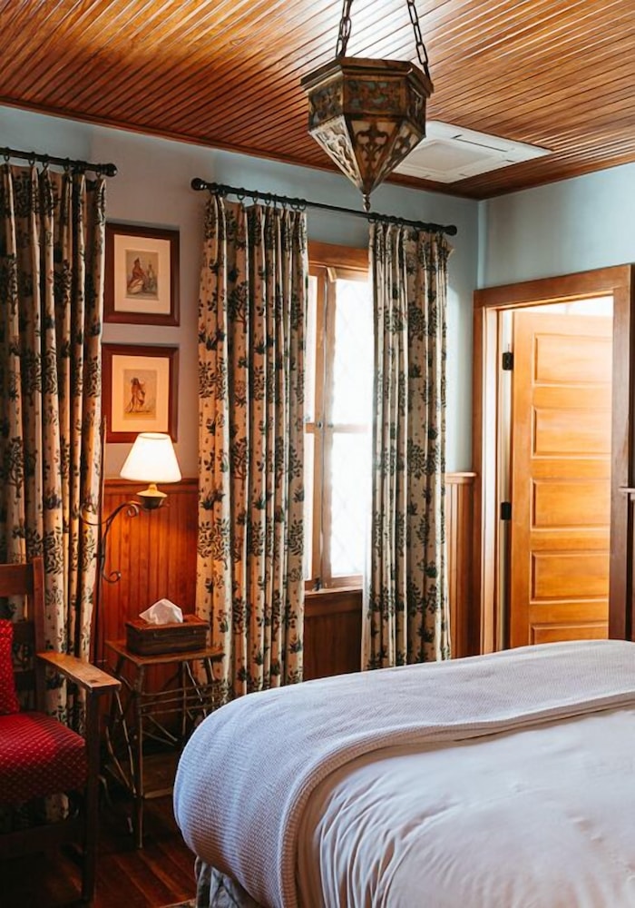 Standard Room photo 3