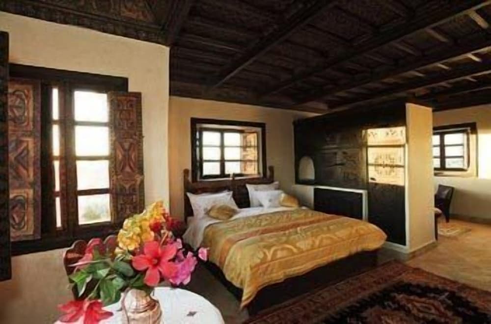 Honeymoon Suite photo 2