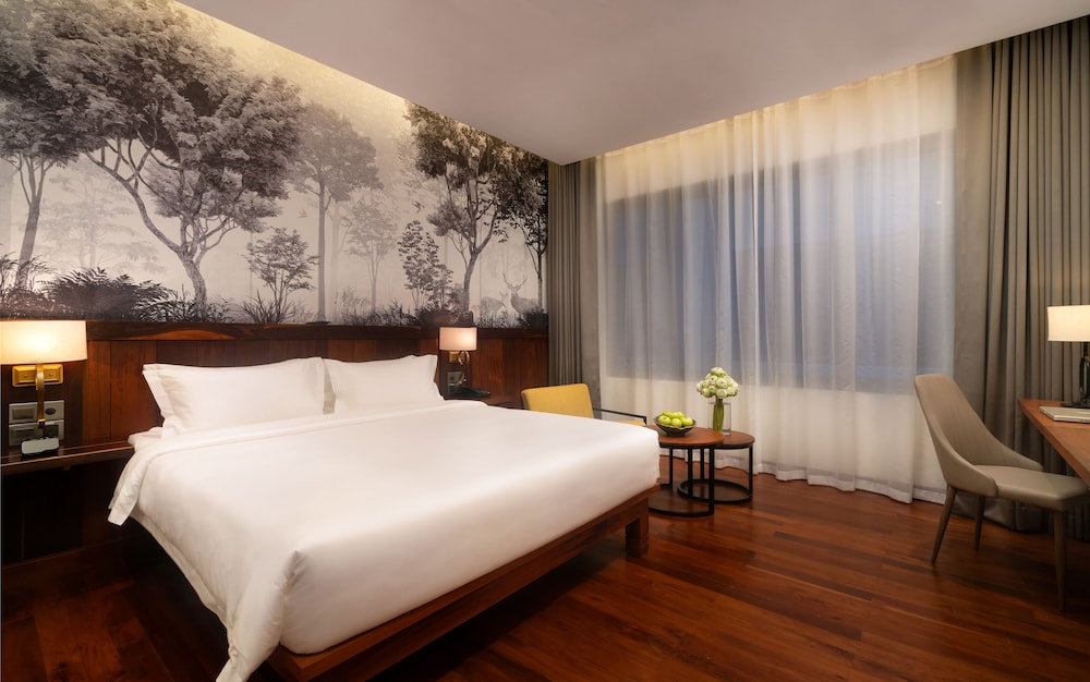 Deluxe Double Room, 1 King Bed, Balcony photo 1