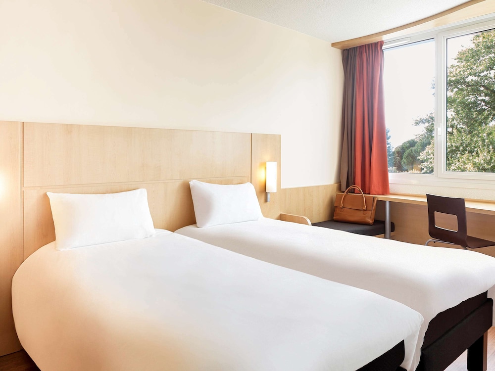Standard Room, Multiple Beds