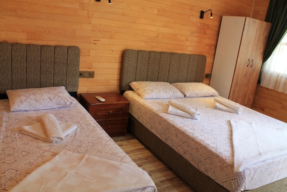 Bungalow, Multiple Beds