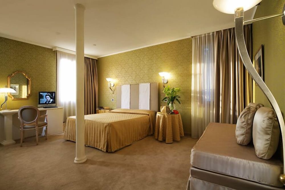 Superior Room photo 3