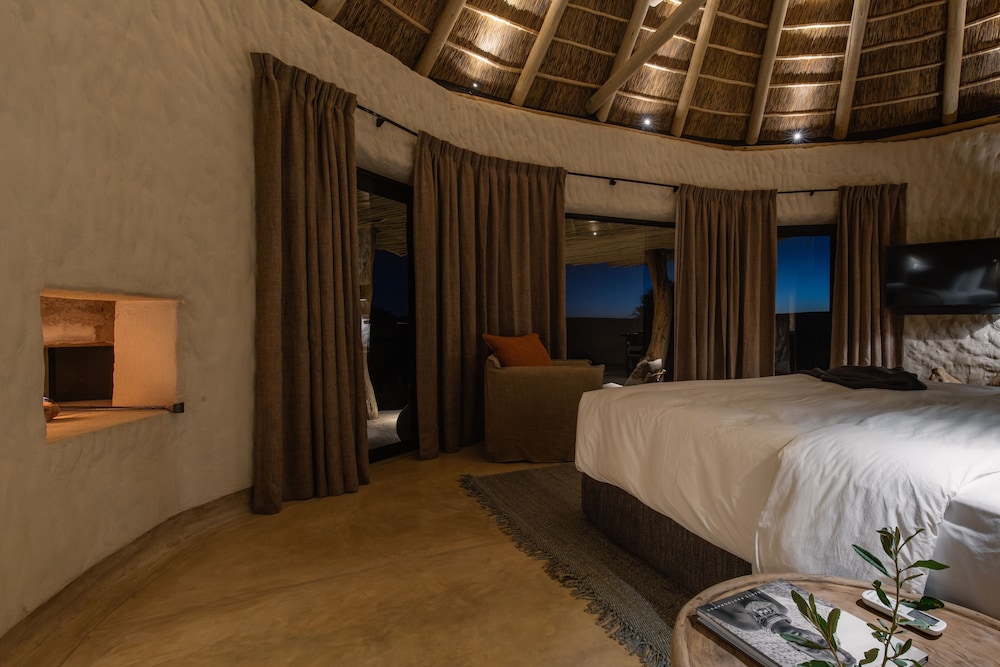 Deluxe Room, Multiple Beds (2-Bedroom Hut) photo 1