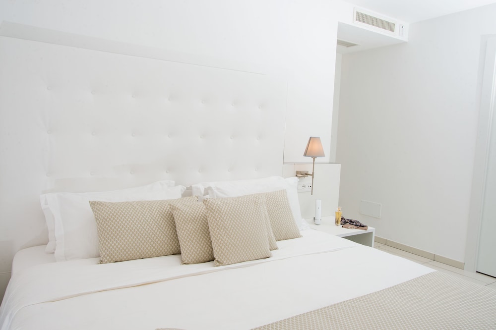 Panoramic Suite, 1 Bedroom, Ocean View photo 2