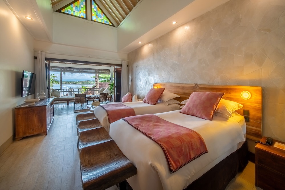 Deluxe Room, Ocean View photo 2