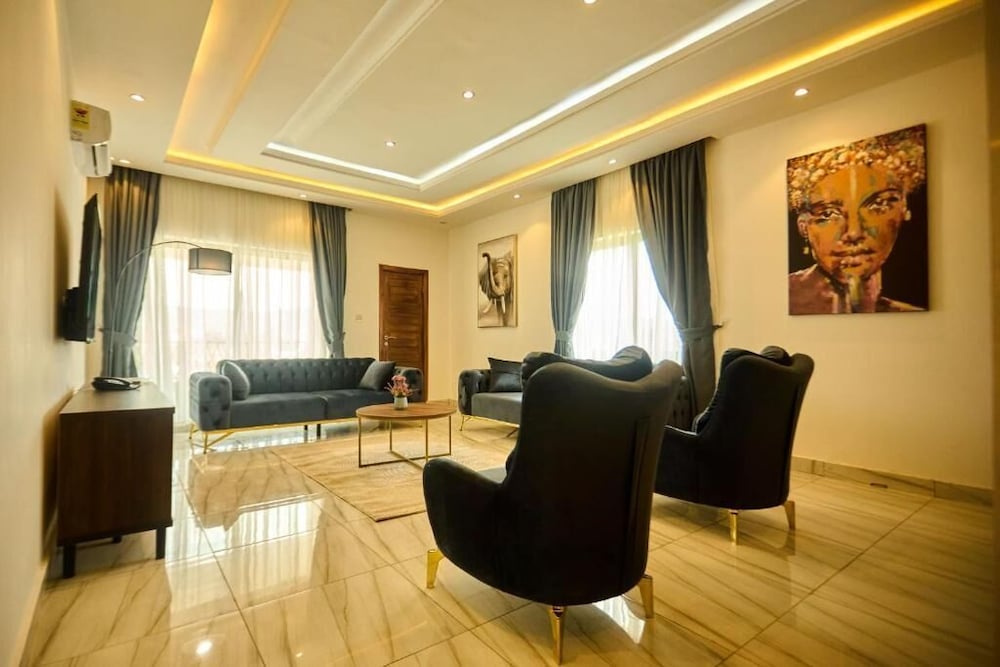 Grand Suite, Pool View photo 3